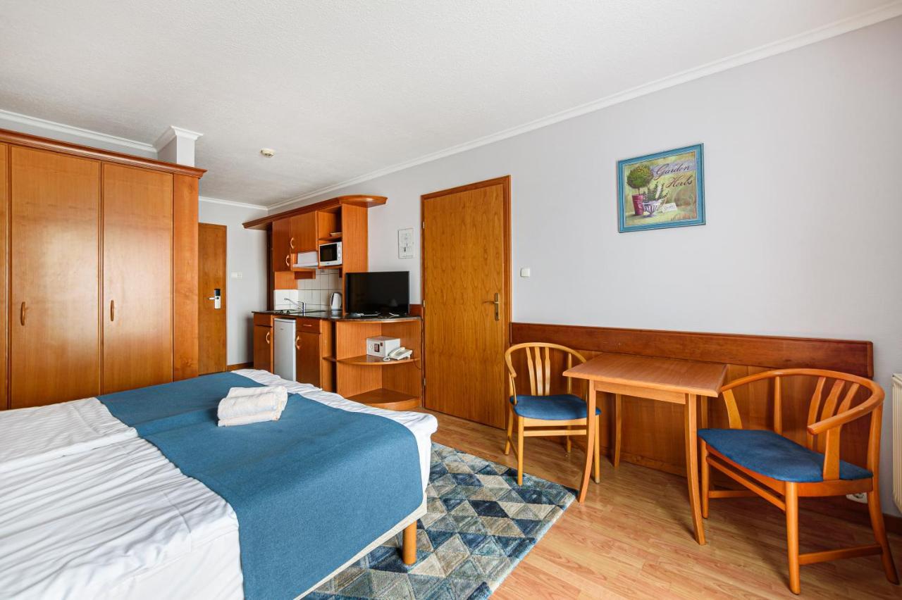 Holiday Club Apartman Hotel Hévíz 외부 사진