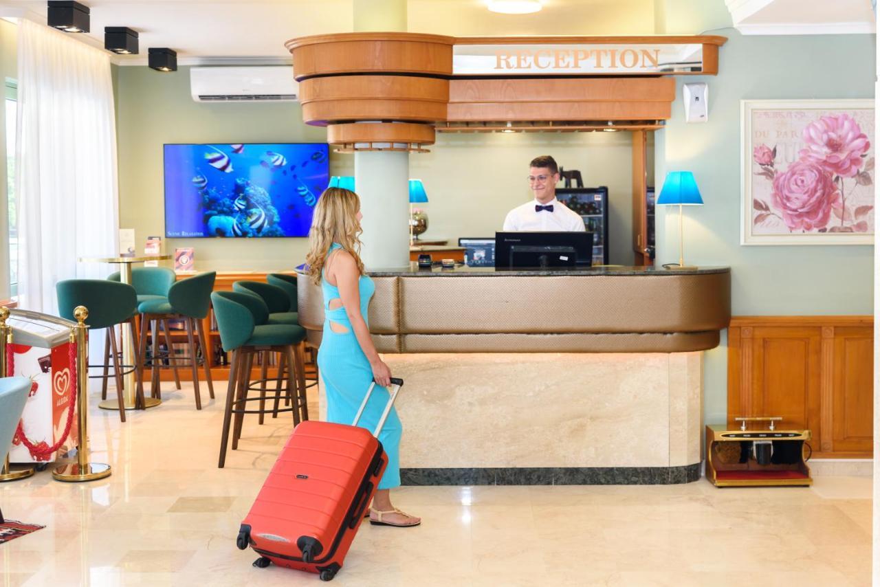 Holiday Club Apartman Hotel Hévíz 외부 사진