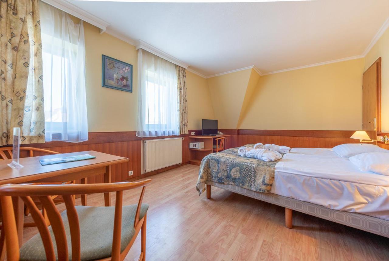 Holiday Club Apartman Hotel Hévíz 외부 사진